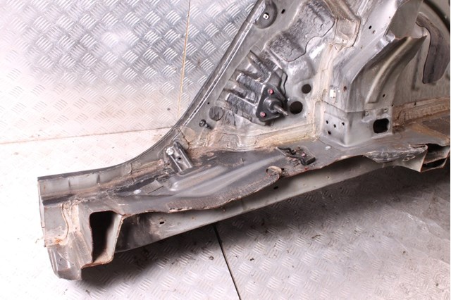 715044CC00 HYUNDAI Крыло заднее правое купить в Харьков