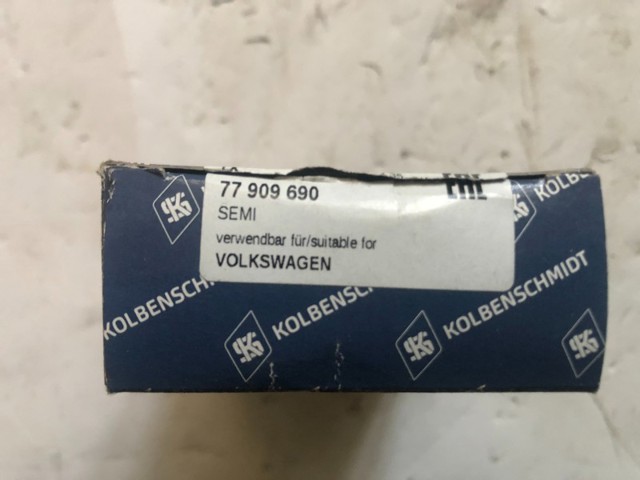 Втулка верхней головки шатуна 77909690 VAG