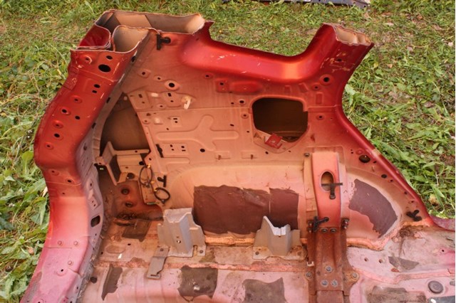 781134BA0A NISSAN Крыло заднее левое купить в Ужгород