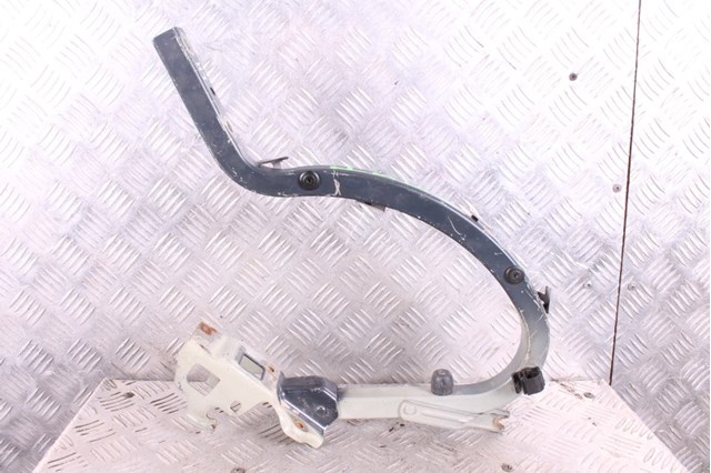 Шарнир крышки багажника 792104C500 HYUNDAI