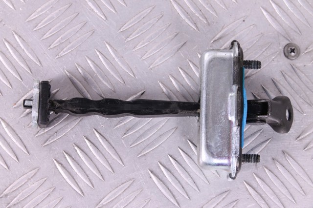 Ограничитель открывания двери, задний левый 79480D4000 HYUNDAI