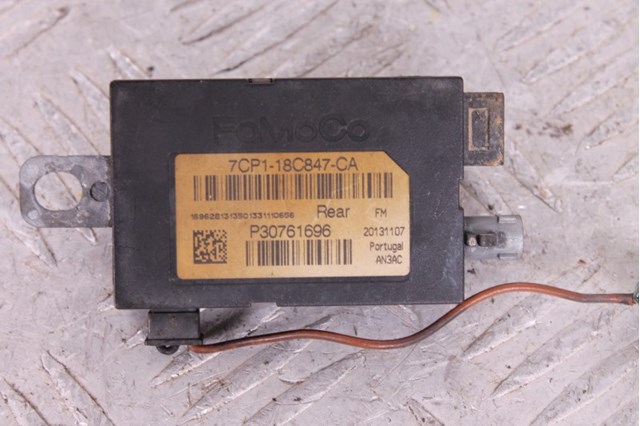 7CP118C847CA FORD Усилитель сигнала антенны купить в Одесса
