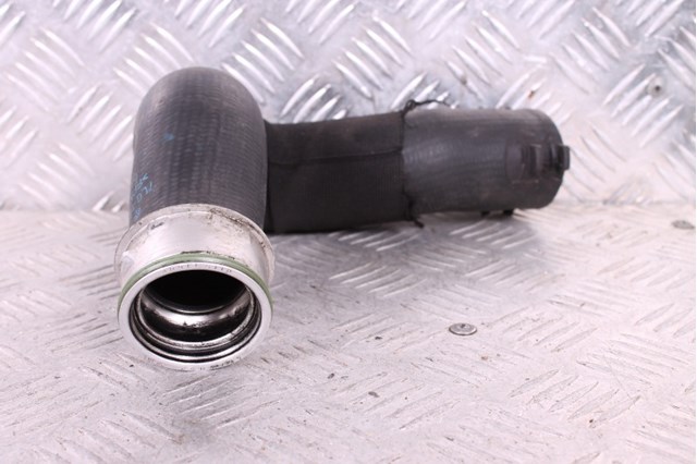 Шланг/патрубок интеркуллера 7L6145738A VAG