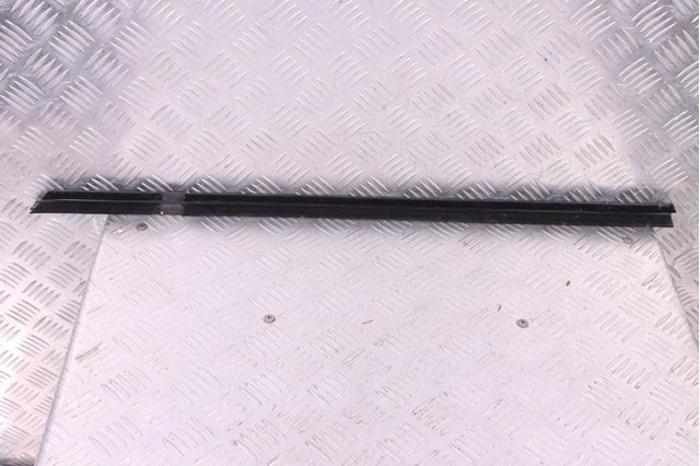 VAG 7P0837471C в наличии Черкассы