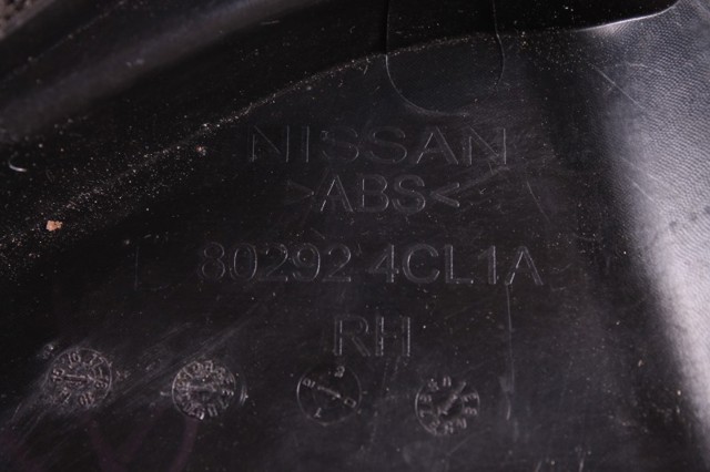 Внутренняя накладка крепления зеркала правого 802924CL1A NISSAN