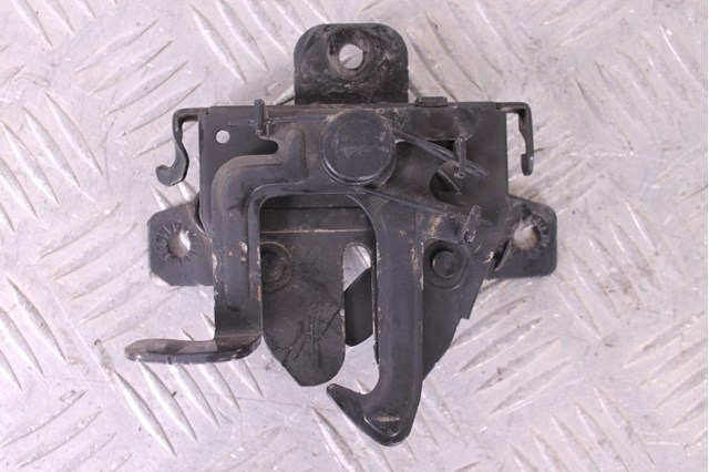 Замок крышки капота 811303S000 HYUNDAI