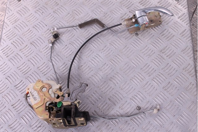 813202P000 Hyundai/Kia замок двери правый передний низкая цена