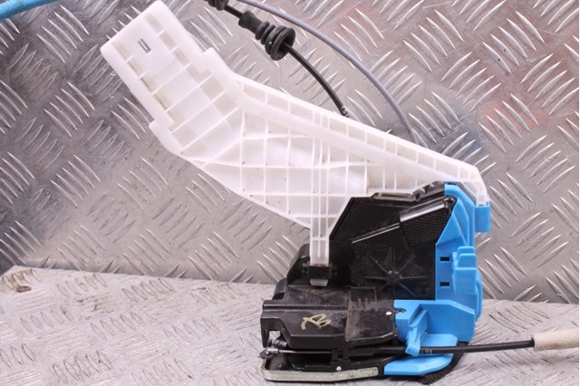 81410C1000 HYUNDAI Замок двери задней левой купить в Сумы