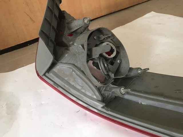 8155133360 TOYOTA Фонарь задний правый внешний купить в Ужгород