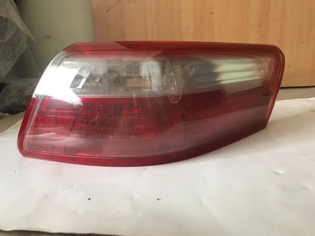 8155133360 TOYOTA Фонарь задний правый внешний купить в Украина