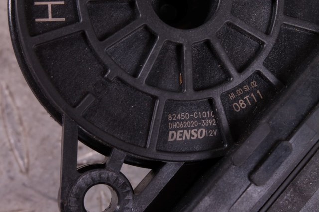 82450C1010 Мотор стеклоподъемника двери передней левой купить Хмельницкий