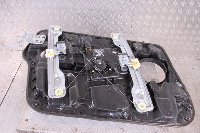HYUNDAI 824813Q001 в наличии Черкассы