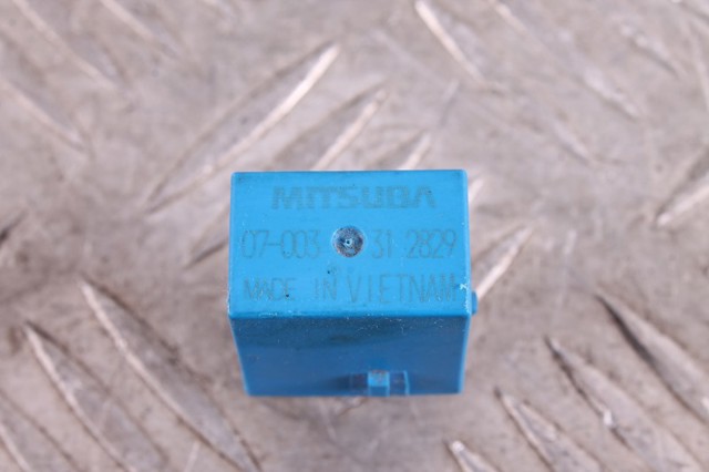Блок переключения кондиционера 82501AG05B SUBARU