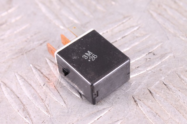 Реле 82501FC100 SUBARU