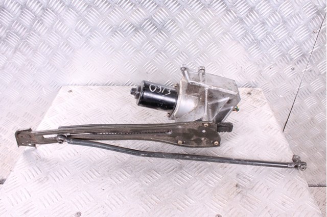 825807S400 NISSAN купить в Николаев