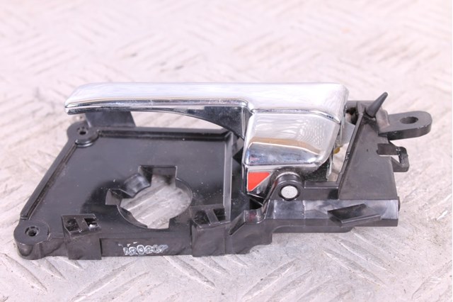 HYUNDAI 826102T000 Ручка двери передней внутренняя левая в наличии Ирпень