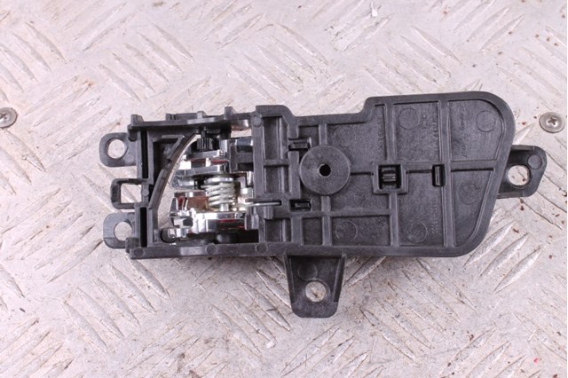 HYUNDAI 826203S000 Ручка двери передней внутренняя правая в наличии Чернигов