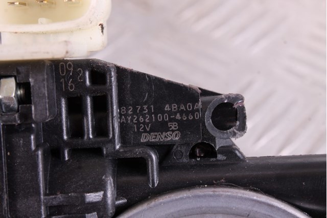 Моторчик стеклоподъемника двери задней, левой 827314BA0A NISSAN