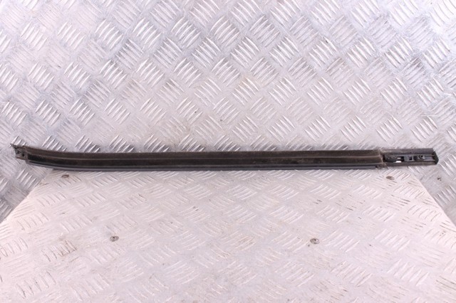 832102T000 HYUNDAI купить в Днепр