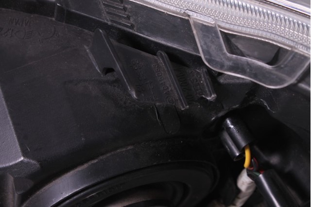 84001AJ100 SUBARU Правая фара купить в Каменское