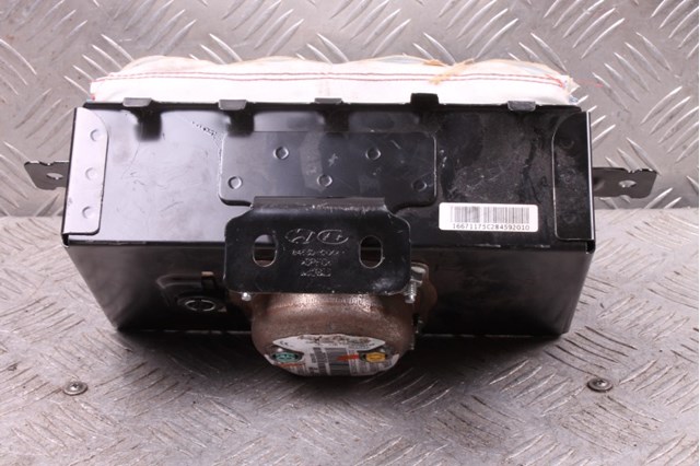 HYUNDAI 84530C2500 Подушка безопасности (AIRBAG) пассажирская в наличии Винница