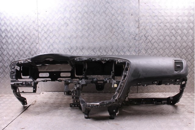 HYUNDAI 847104C000VA Торпедо в наличии Черновцы
