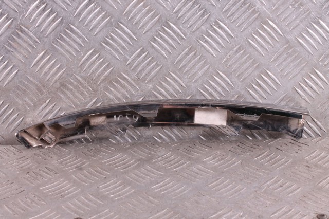 Молдинг переднего бампера, правый 86564D5000 HYUNDAI