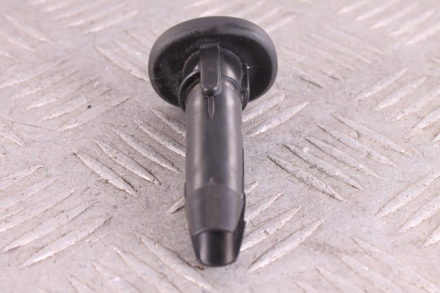 8760365F00 NISSAN купить в Днепр