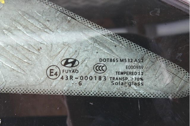 HYUNDAI 87810C2000 Стекло кузова (багажного отсека) левое в наличии Харьков
