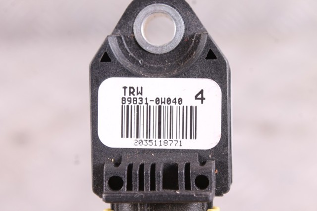 TOYOTA 898310W040 Датчик удара в наличии Днепр