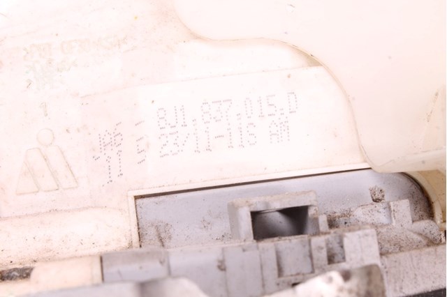 VAG 8J1837015D Замок водительской двери в наличии Чернигов