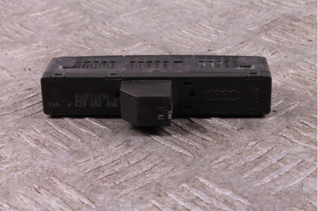 VAG 8K0959673F в наличии Харьков