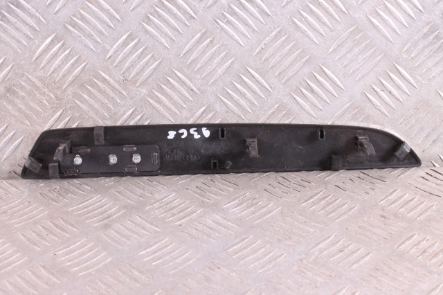 VAG 8K1853190 в наличии Житомир