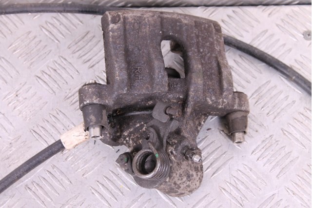 8M5Z2553L FORD Суппорт задний правый купить в Черновцы