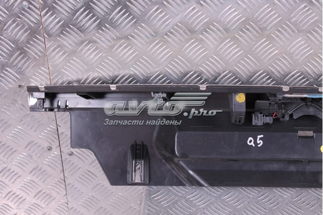 VAG 8R0864513C в наличии Украина