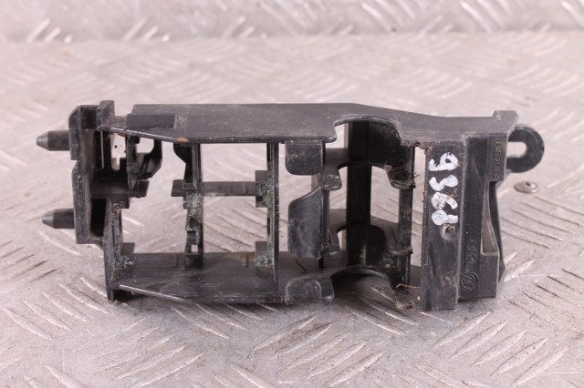 8R0937545A VAG купить в Кривой Рог