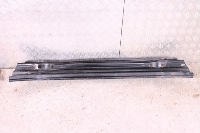 Шина бампера заднего 8T0807313A VAG