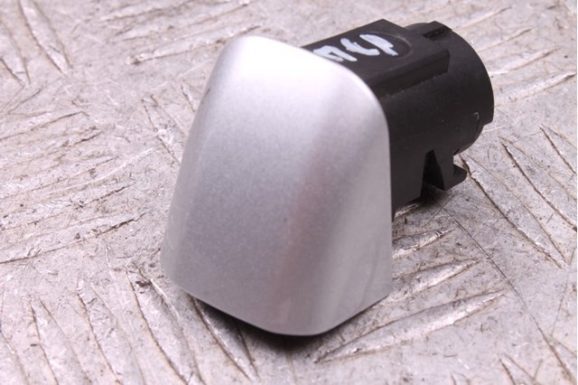 Накладка ручки двери 8T0837167A VAG