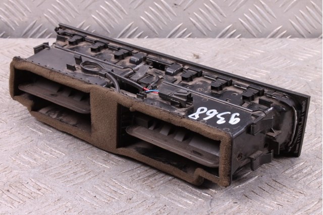 Вентиляция передка 8T1820951C VAG