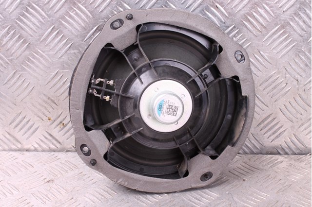 8V0035415A Динамик передней двери купить Каменское