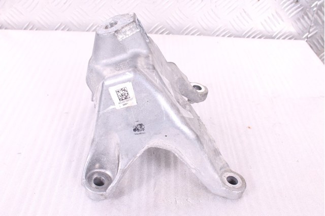 8W0199307L Кронштейн подушки (опоры) двигателя левой купить Одесса