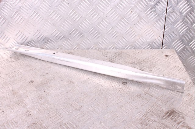 Распорка передних стоек подвески левая 8W0805645B VAG