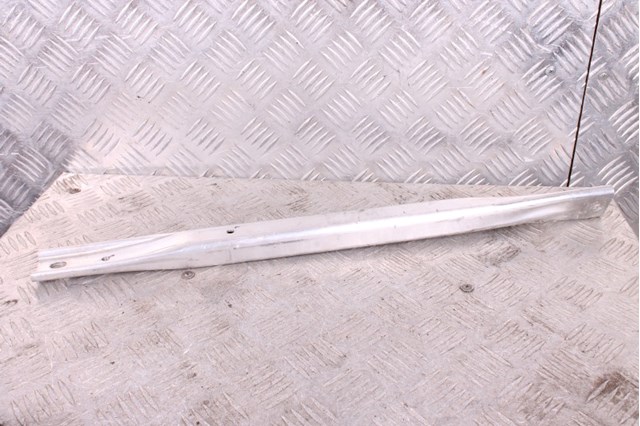 8W0805645B VAG Распорка передних стоек подвески левая купить в Киев