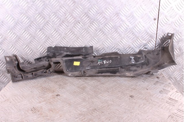 Заглушка жабо боковая 8W6821169C VAG