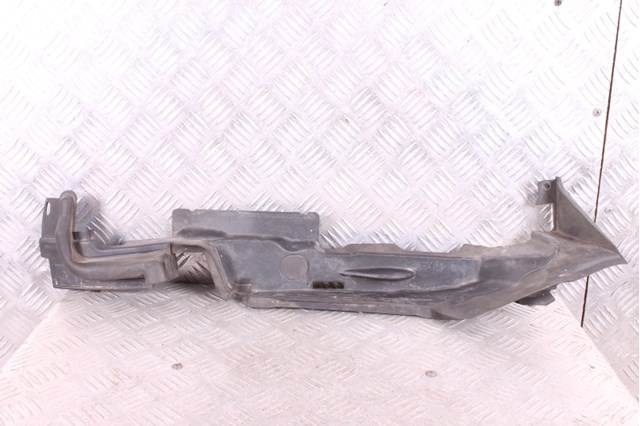 8W6821170C VAG Заглушка жабо боковая купить в Сумы
