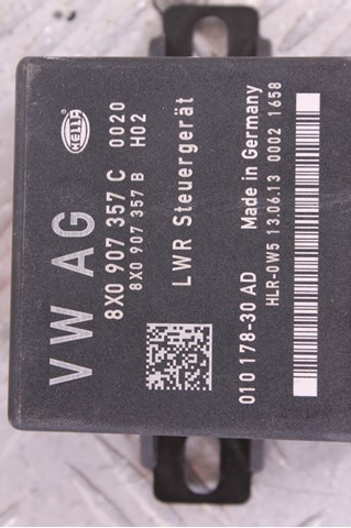 VAG 8X0907357C Кнопка (регулятор) корректора фар в наличии Украина
