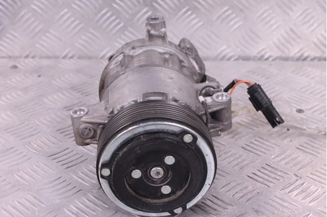 918279403 BMW Компрессор кондиционера купить в Ирпень