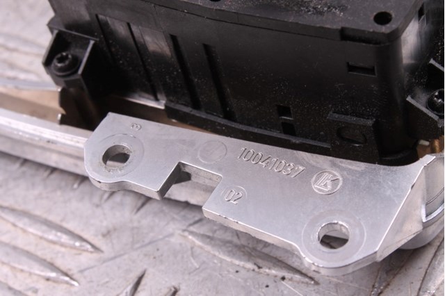 9217594 BMW Клавиша электромеханического стояночного тормоза купить в Черкассы