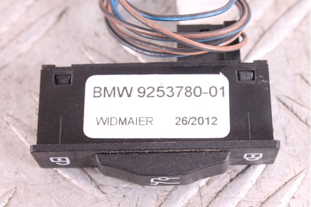 9253780 BMW Кнопка салона привода крышки багажника (двери 3/5-й (ляды) купить в Ирпень