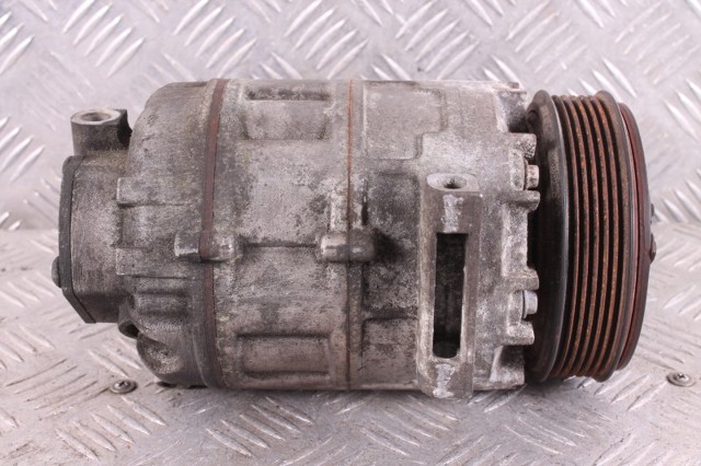 Компрессор климатической установки 92600ZE81A NISSAN